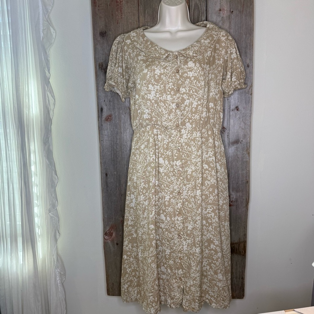 CH Anthropologie Floral Beige Dress with Peter Pan Collar size Medium